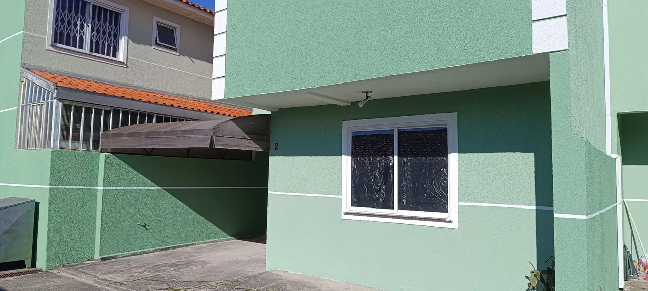 Sobrado Boqueirão 3 quartos (1 suíte) 2 banheiros 80m² Excelente localização
