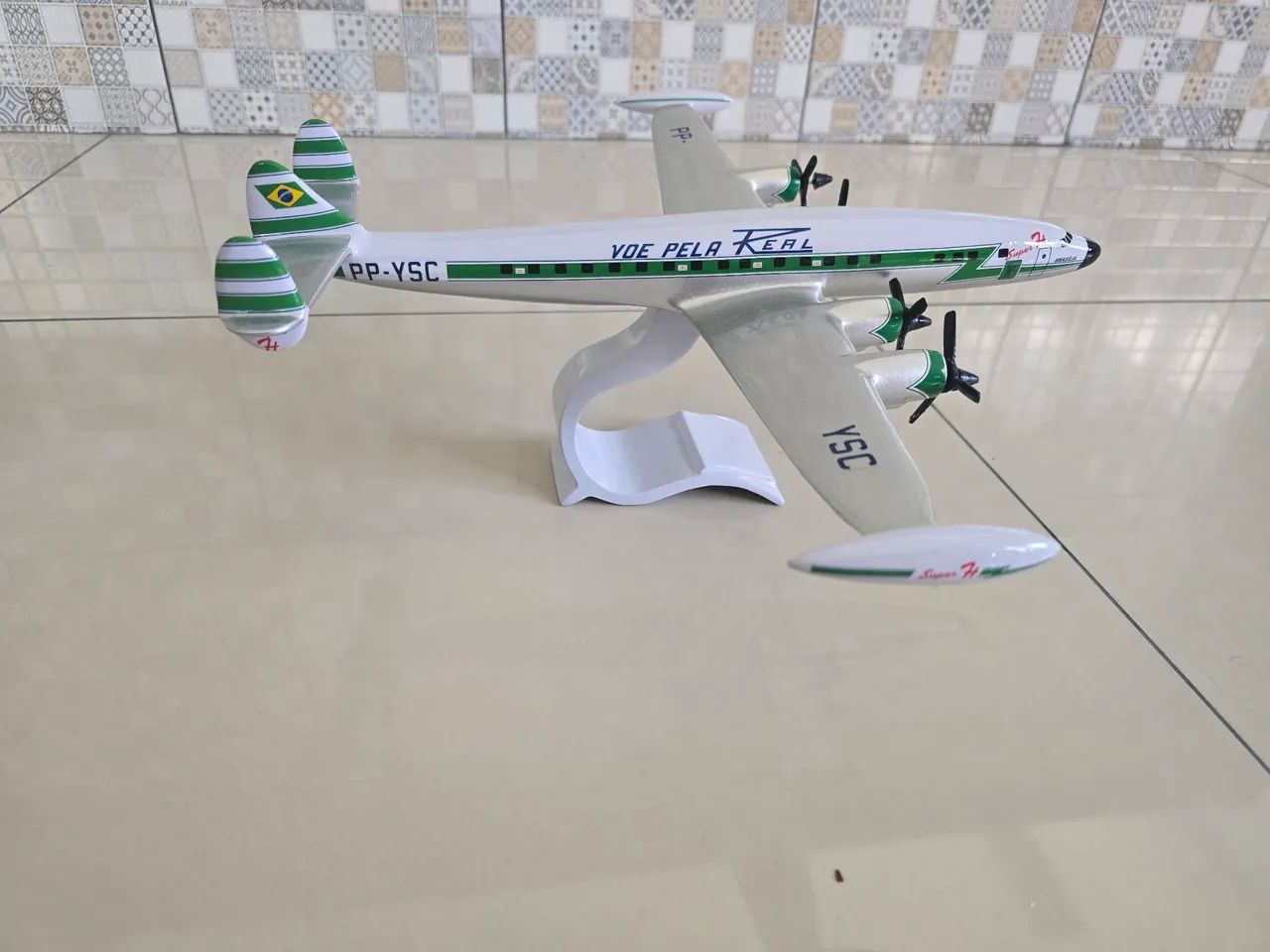 Maquete Lockheed Constellation - Voe Pela Real