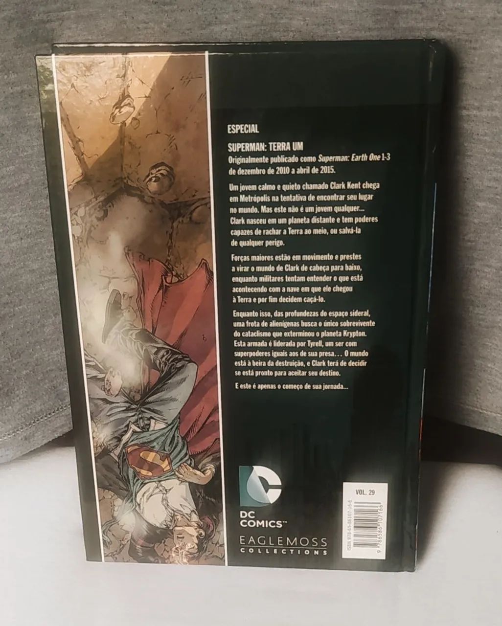 HQ Superman Terra Um - Coleção DC Comics - Foto 3