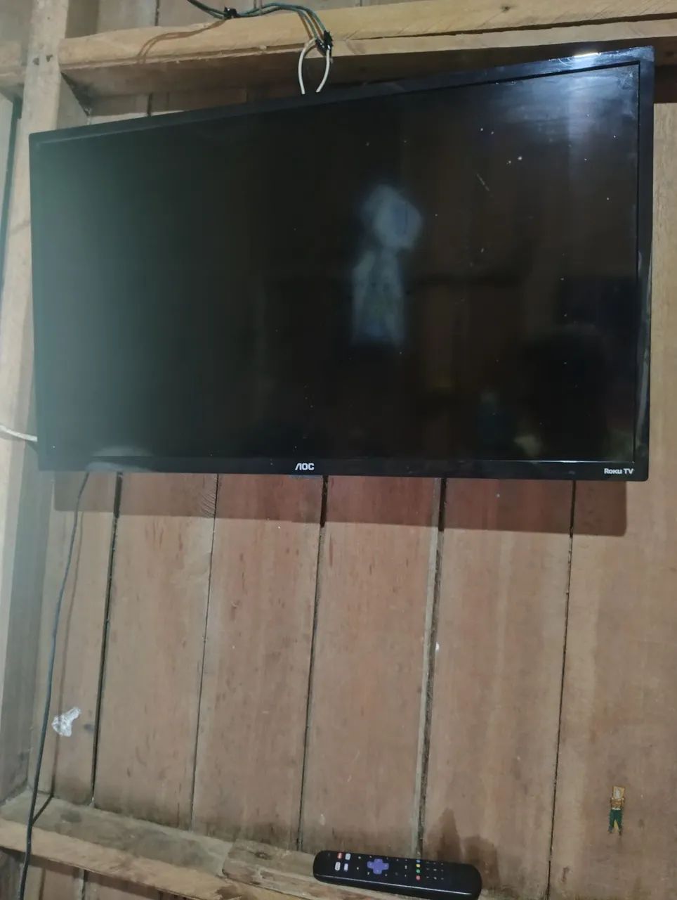 TV AOC Roku Smart 4K - Foto 3