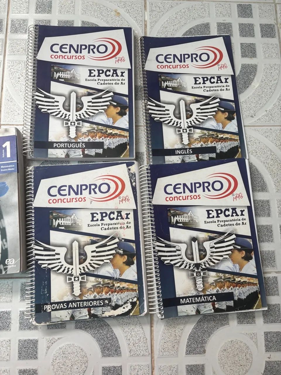 Apostilas EPCAr - CENPRO/ Matemática Dante Vol1