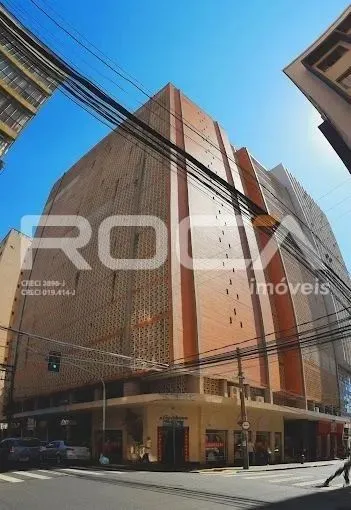 Sala Comercial Mobiliada à Venda e Locação com 66m² no Centro de Ribeirão Preto