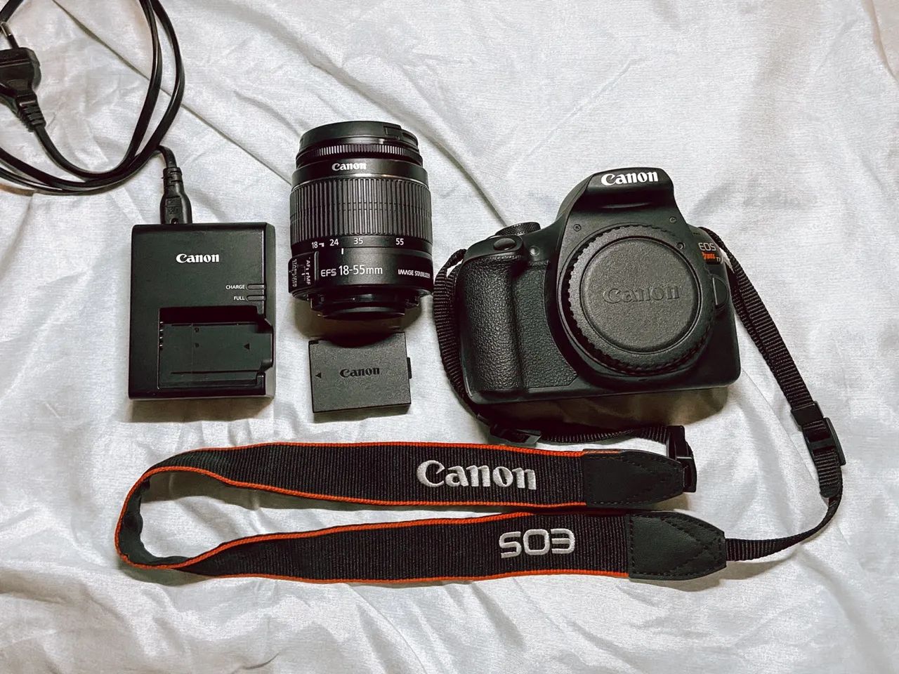 Canon-EOS T7 Rebel com lente 18-55mm