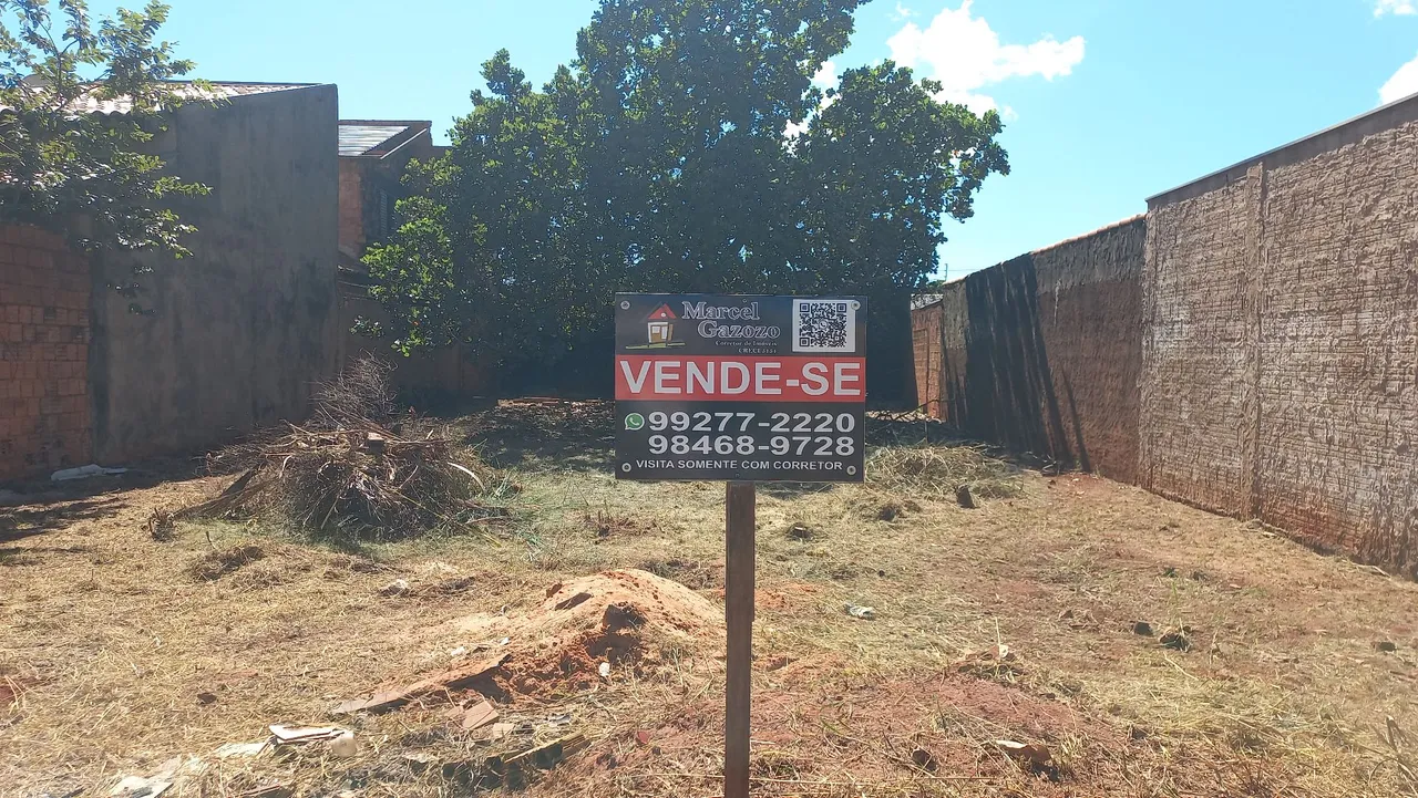 Terreno 12x33 murado.