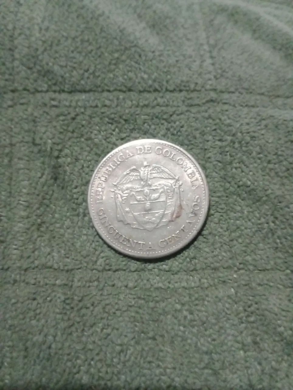 Moeda raríssima libertador Simon bolívar de 1959 - Foto 3