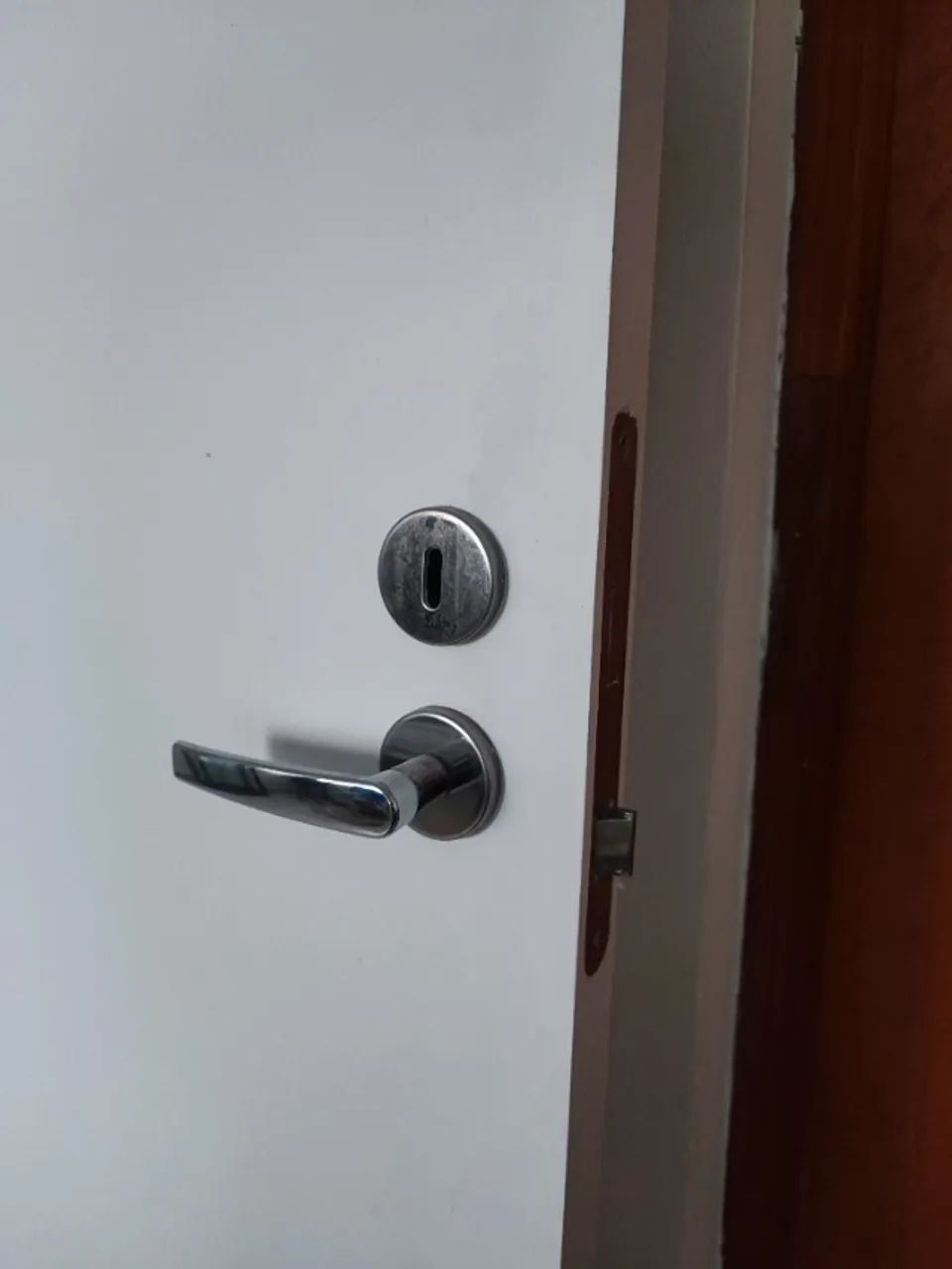 2 portas lisas brancas MDF 210x72 cm + 1 batente  - Foto 3