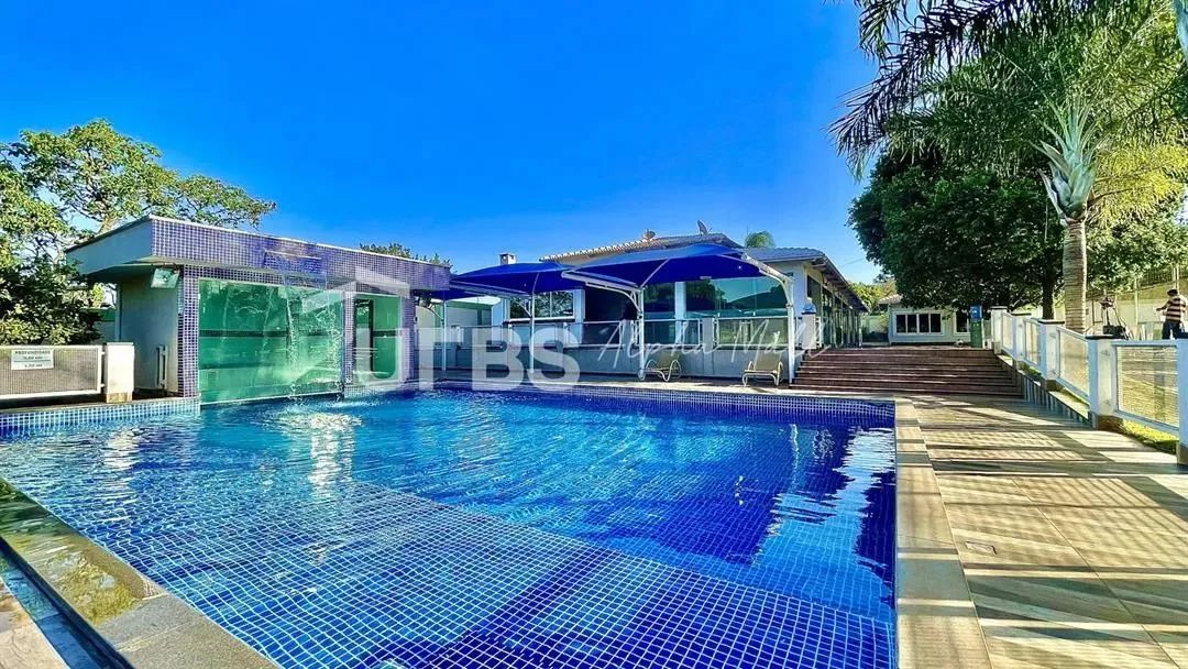 0 - Chácara 4 quartos, sendo 2 suítes