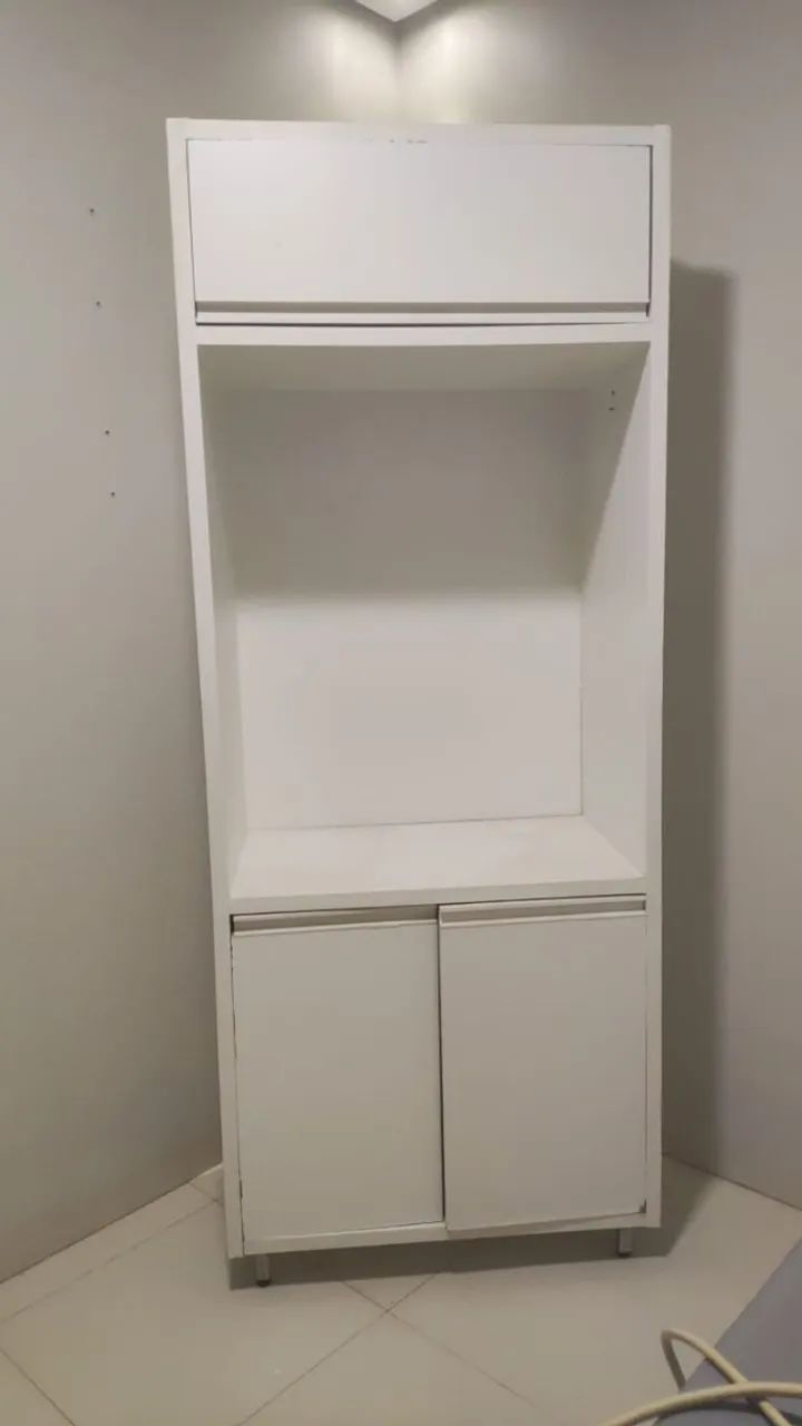 Armário 3 portas em mdf branco 