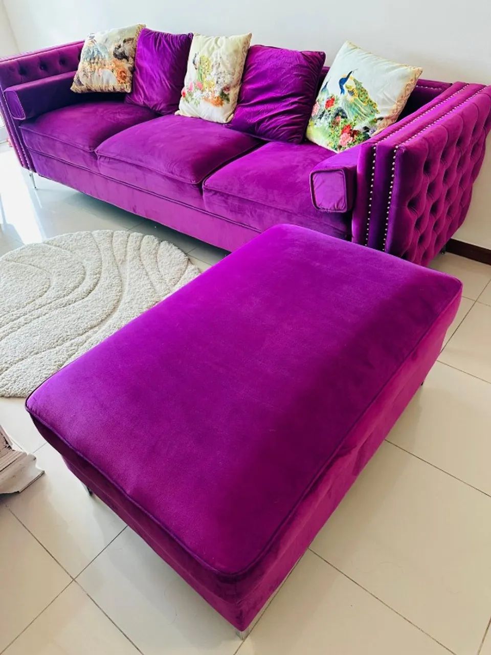 Puff de veludo roxo fúcsia - peça exclusiva!  - Foto 5