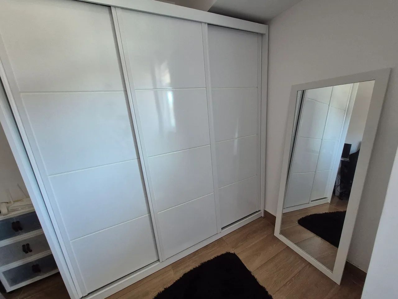 Guarda roupas - Foto 2