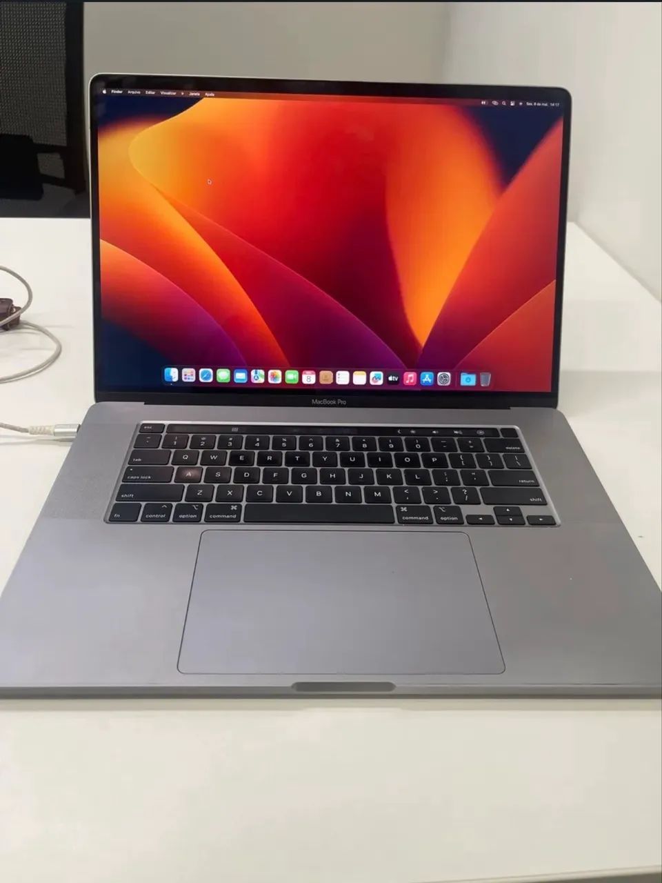 MacBook Pro 16inch 2019 16gb RAM 512gb SSD Touch Bar - Notebooks