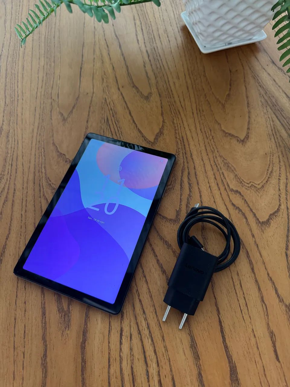 - Tablet lenovo Tab M9 64bg (1 ano e meio de uso)