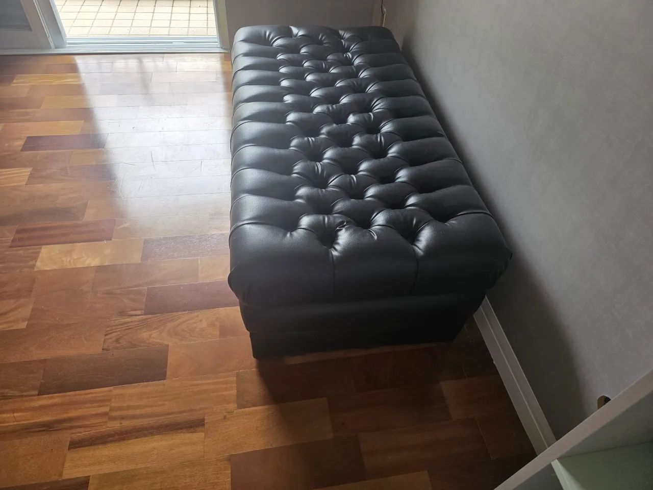 Puff preto de couro - Foto 3