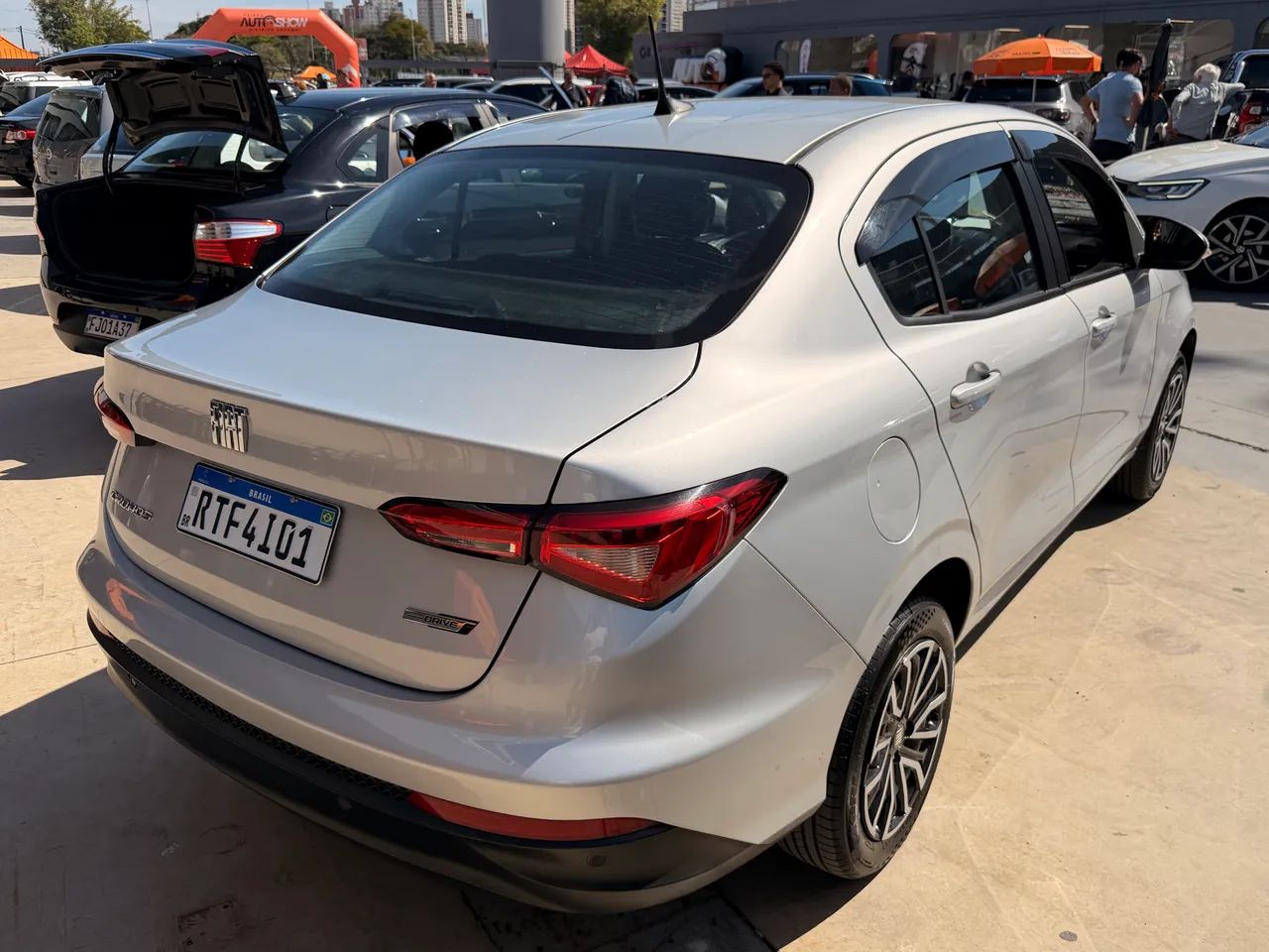 Fiat Cronos Drive 1.3 8V Flex 2022 - Foto 5