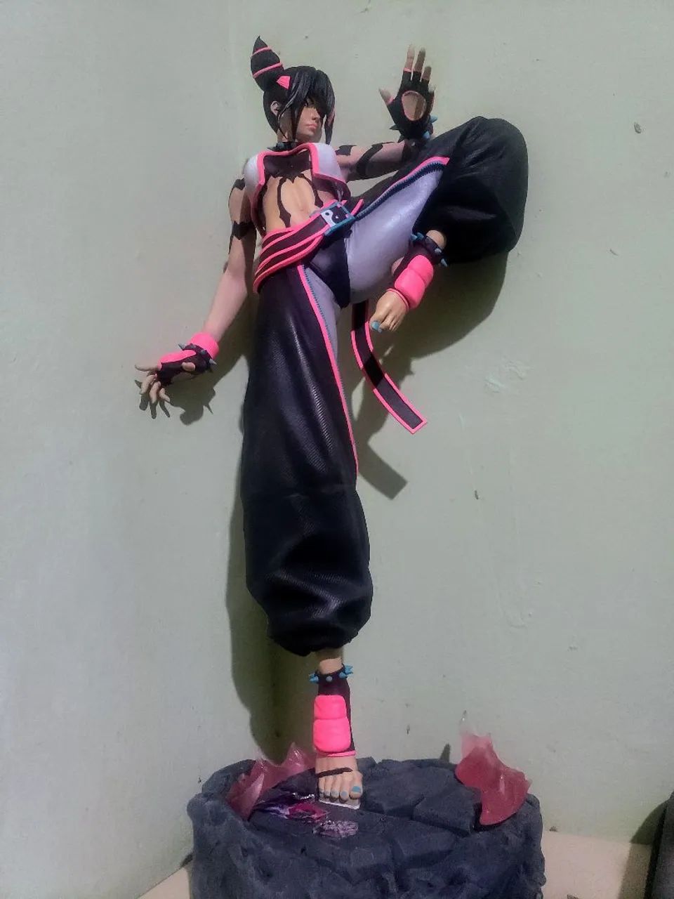 Figure Juri Han  - Foto 4
