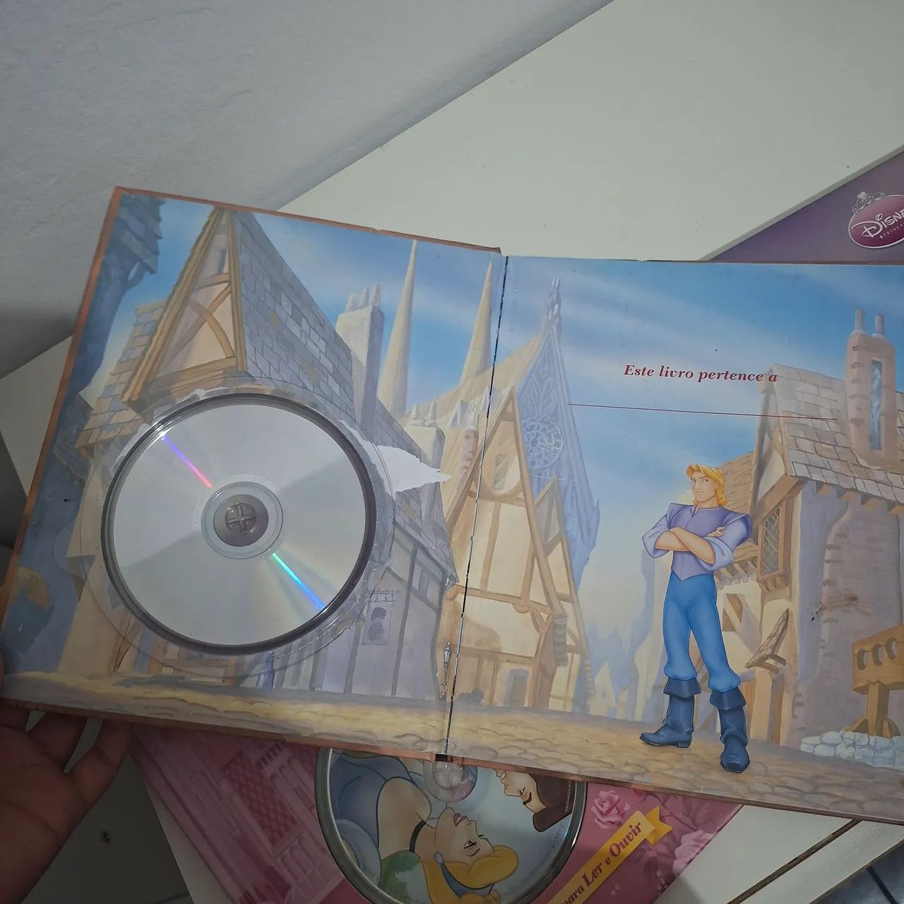 Livros Disney com DVD - Foto 3