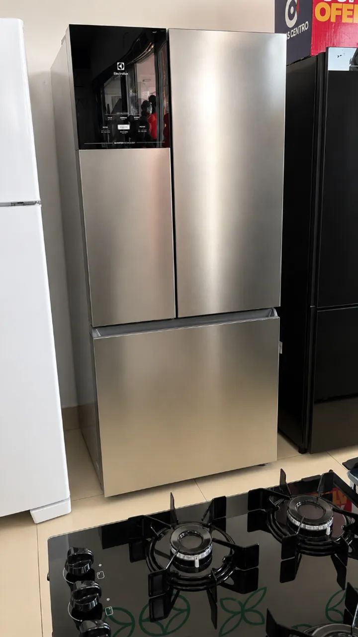 Geladeira NOVA SEM USAR, Electrolux 590l - Foto 2
