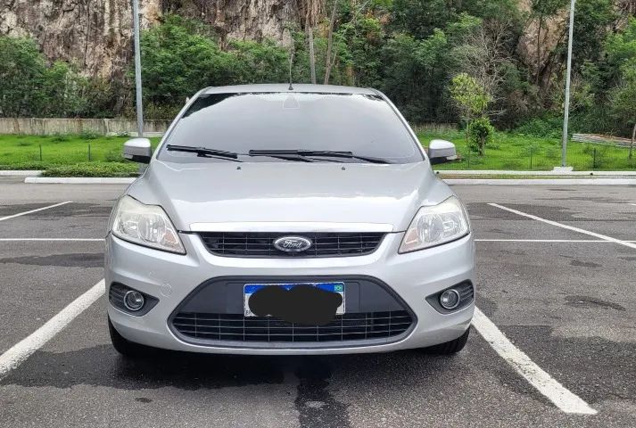 Ford Focus Focus Sedan 2.0 16V/2.0 16V Flex 4p Aut. 2013