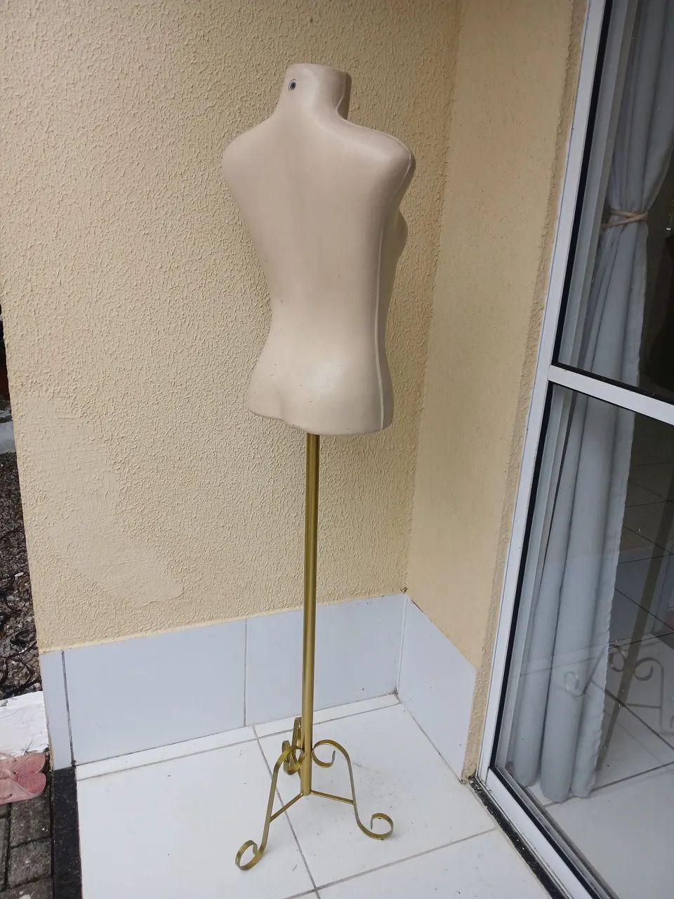 manequim busto com pedestal  - Foto 2