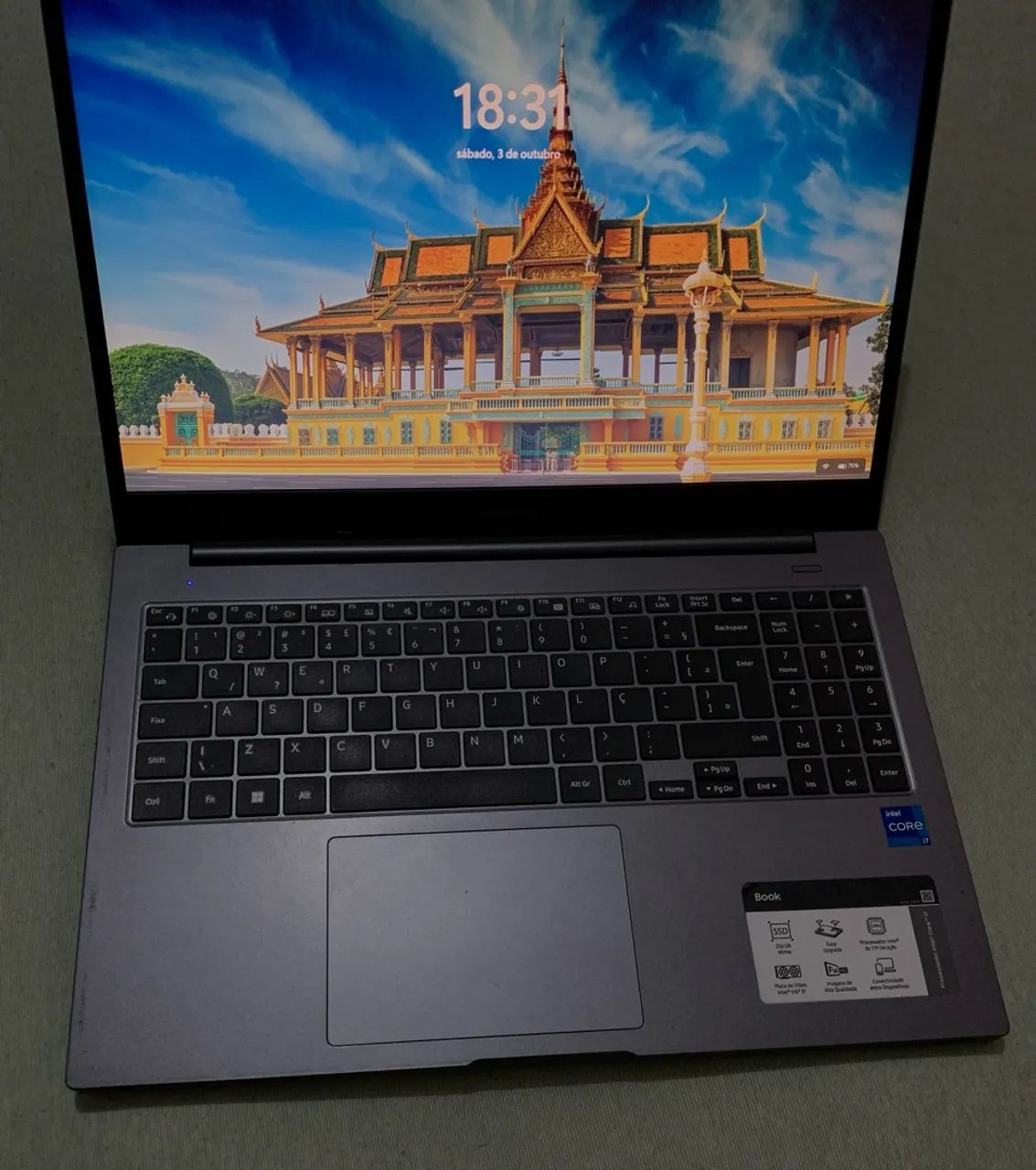 Samsung Book i7