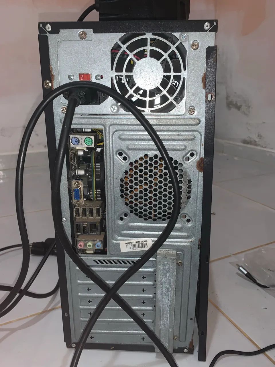 CPU 8gb de ram 500HD Intel core i3  - Foto 4