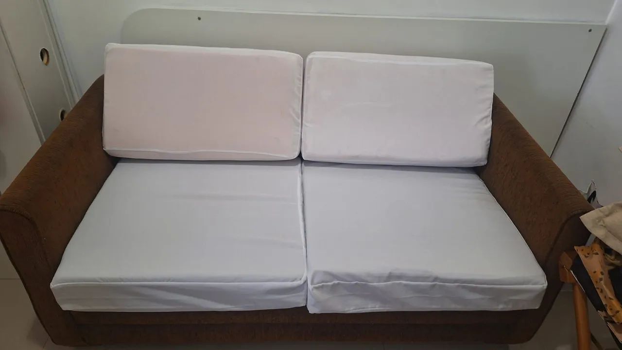 Sofá cama em bom estado