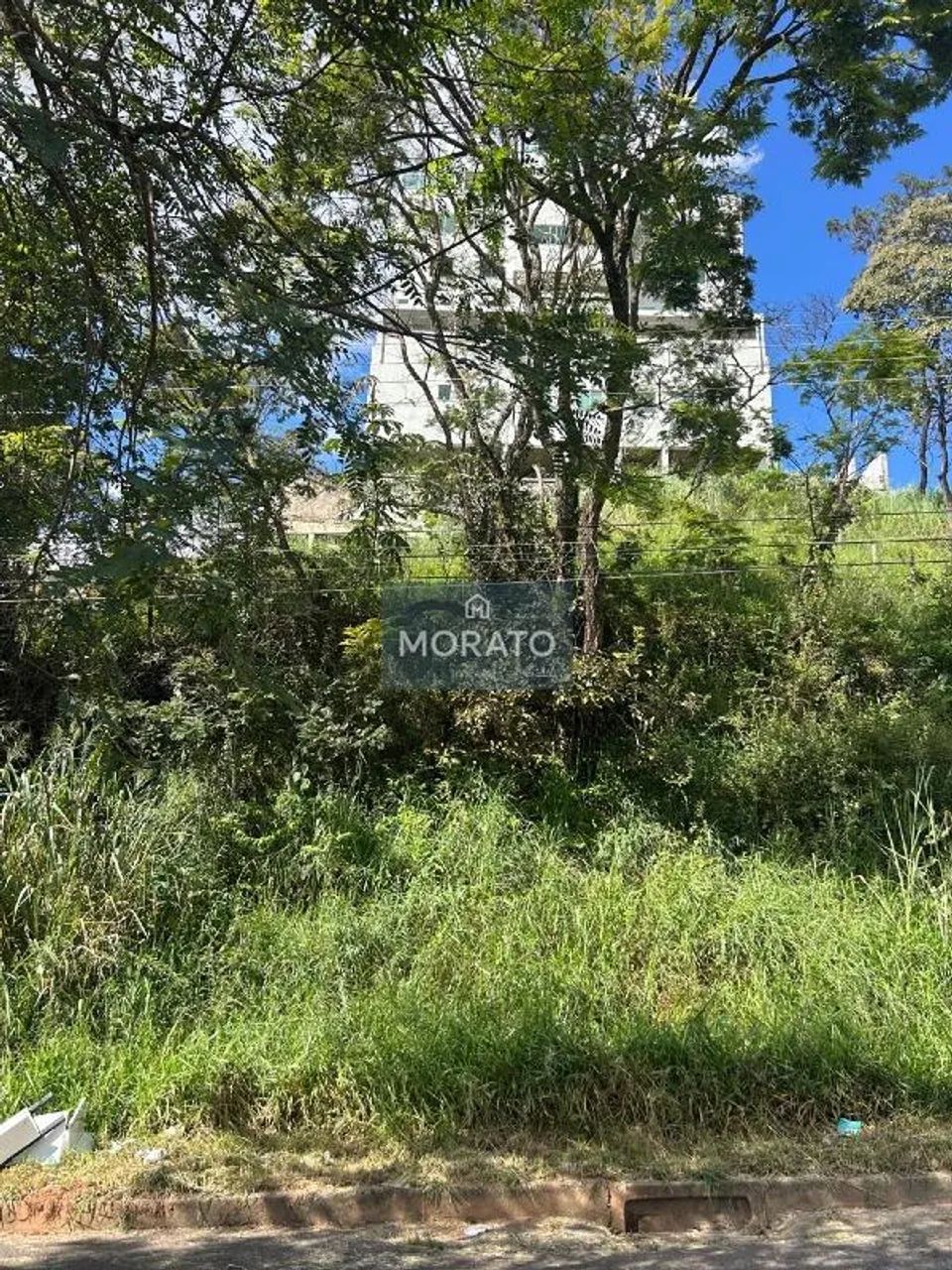 Lote à Venda 420m² no Bairro Manacás, Belo Horizonte - Foto 6