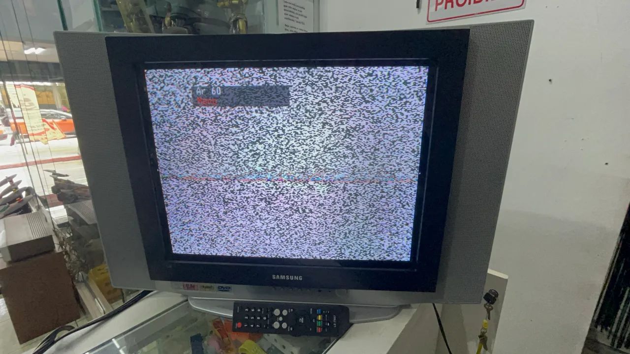 Tv crt tubo retrogamer Samsung 21 polegadas Av e vídeo componente  - Foto 4