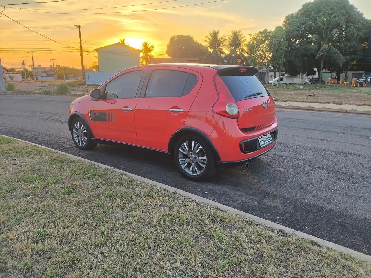 Fiat Palio Sporting 1.6 Flex 16V 5P 2014 - Foto 5