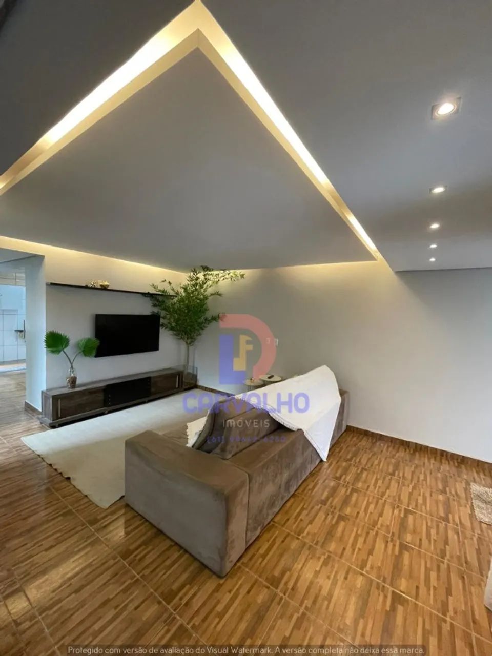 VENDO Sobrado na Qd 206 Samambaia Norte