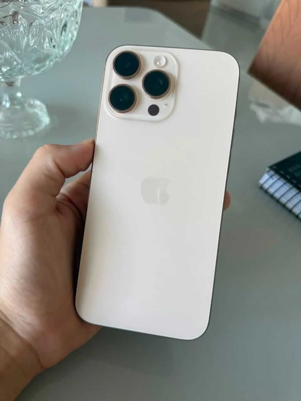 IPHONE 16 PRO MAX 256GB DESERT - BATERIA 91% - EXCELENTE ESTADO - PARCELAMOS EM ATE 18x