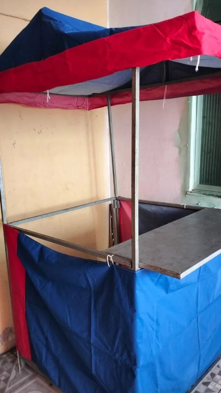 Vende-se barraca nova
