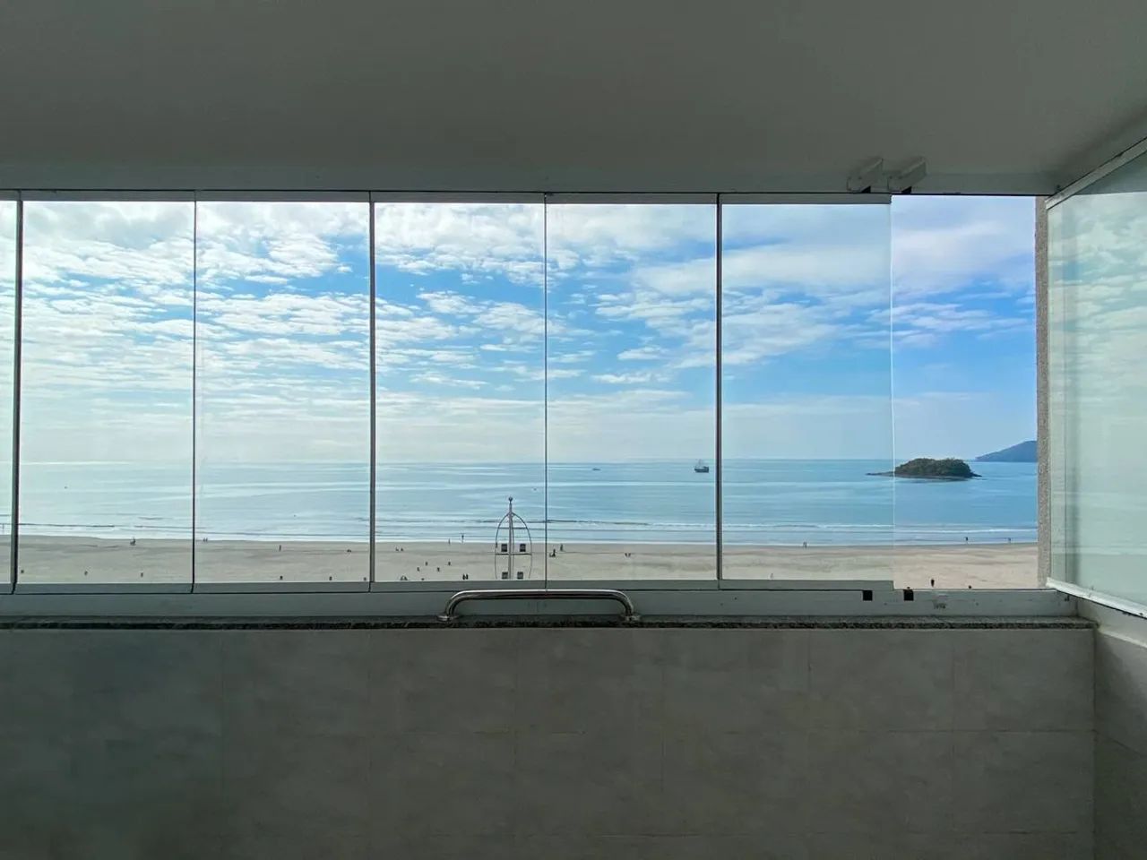 Apartamento Frente Mar Mobiliado com 4 Dormitórios para Locação em Balneário Camboriú - Foto 3