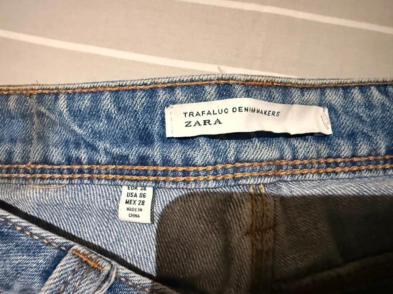 Short Jeans Zara  - Foto 4