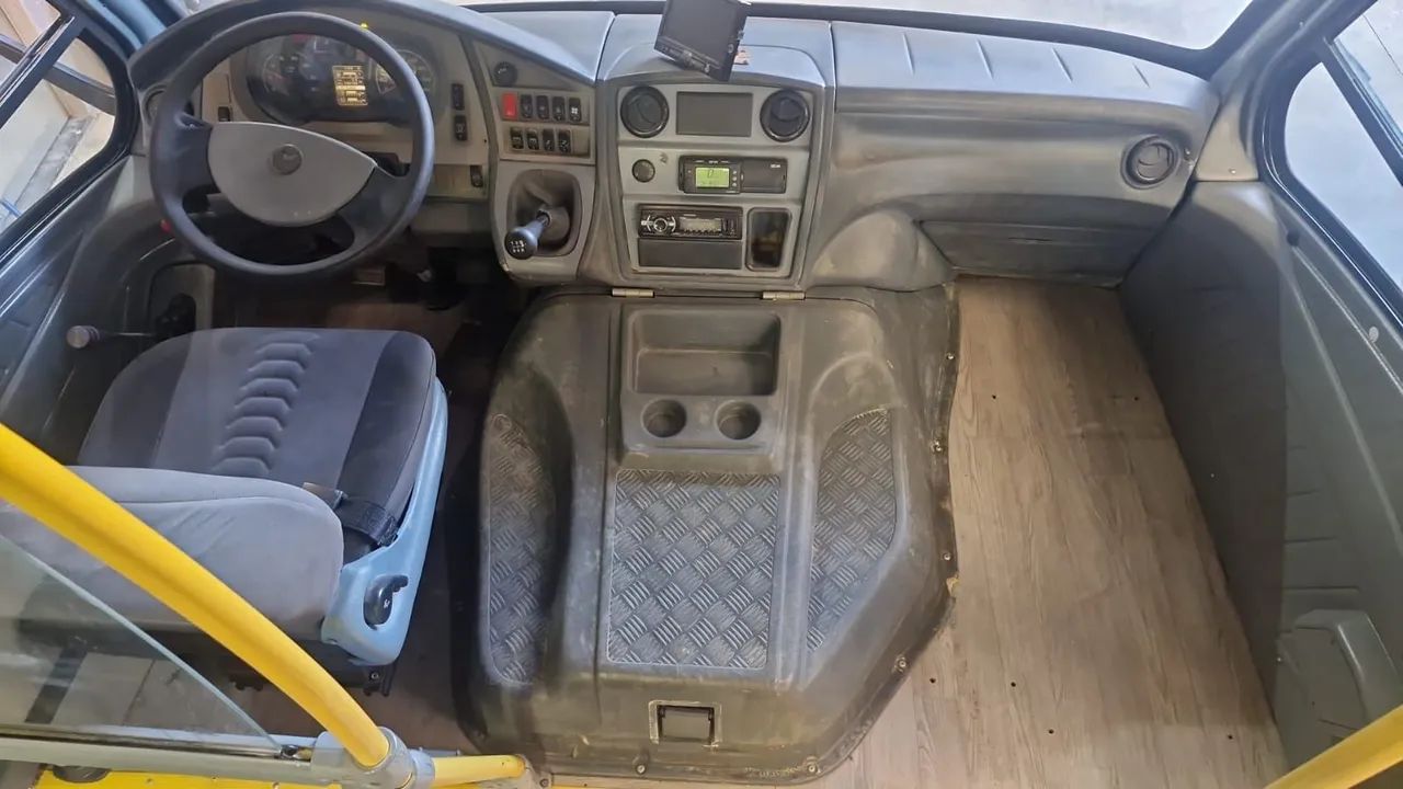 Microônibus volare V8 2015 - Foto 4