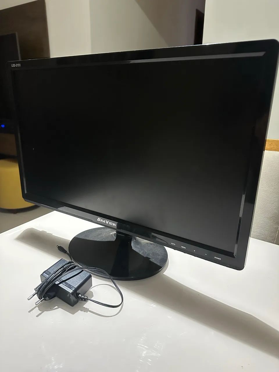 Monitor LED Braview 21,5 (LED-2151) - Foto 6