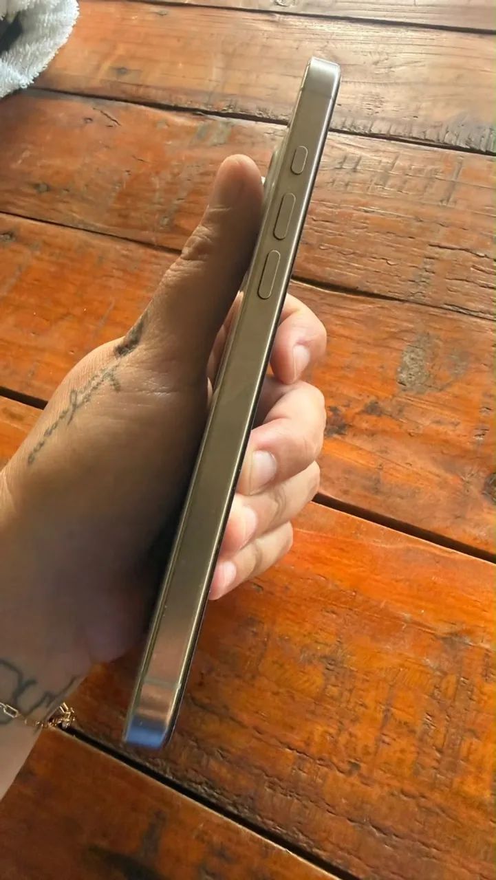 iPhone 16 pro Max  - Foto 2