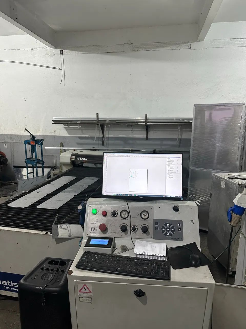 Vendo máquina de corte a laser, acrilla da automatisa - Foto 2