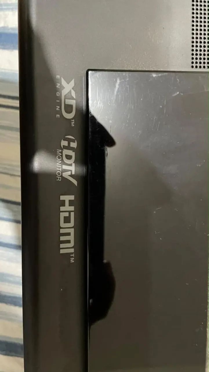 Tv LG 42LC3RA - Foto 2