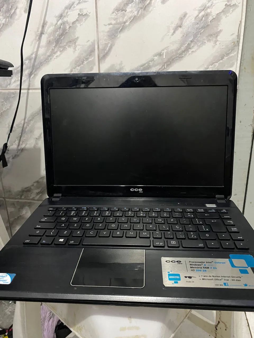 Notebook cce com 8GB de ram e ssd 