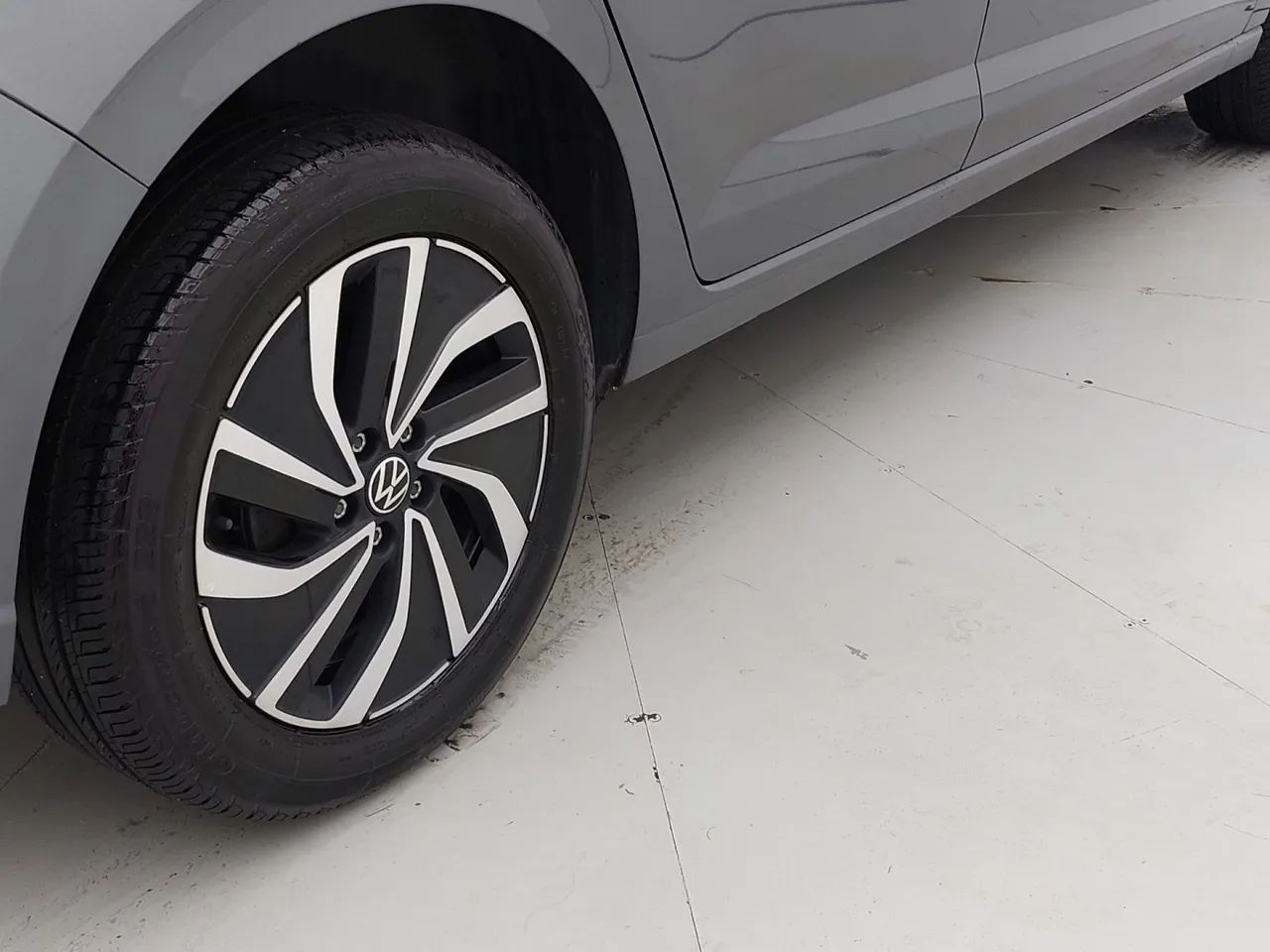 Volkswagen Polo Highline 170 TSI 1.0 Flex 12V Aut., foto 14 de 18
