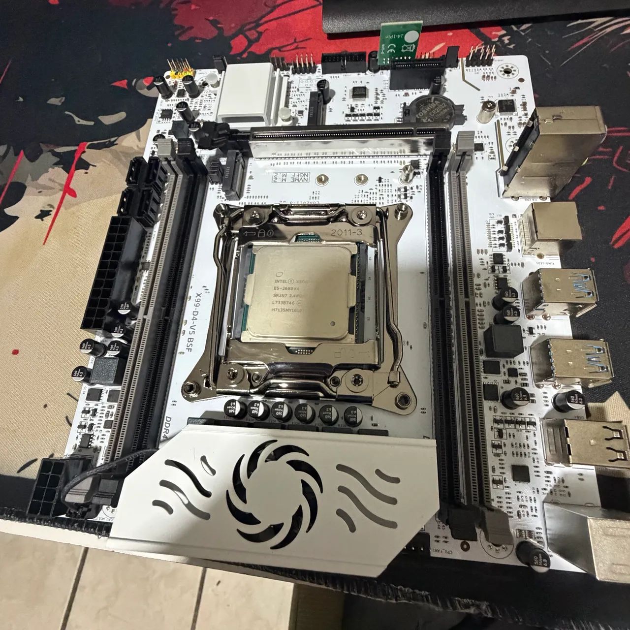 VENDO KIT XEON, PROCESSADOR XEON E5-2680 JUNTO COM A PLACA MÃE SOYO XEON X99 D4 - Foto 4