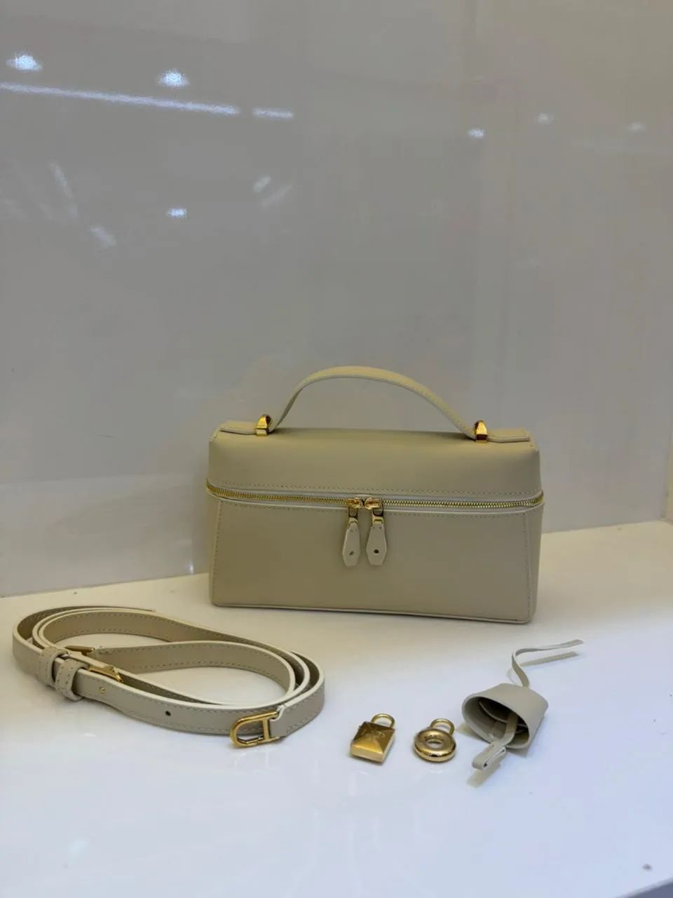 Bolsa de mão loro piana em couro legítimo  - Foto 2