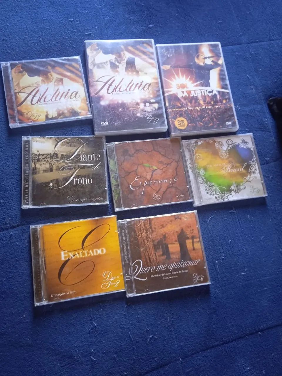 6 cds e 2 dvds diante do trono alguns lacrados