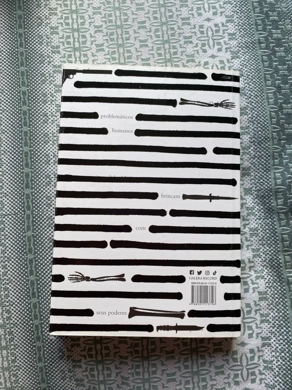 Livro - Vilão  - Foto 3
