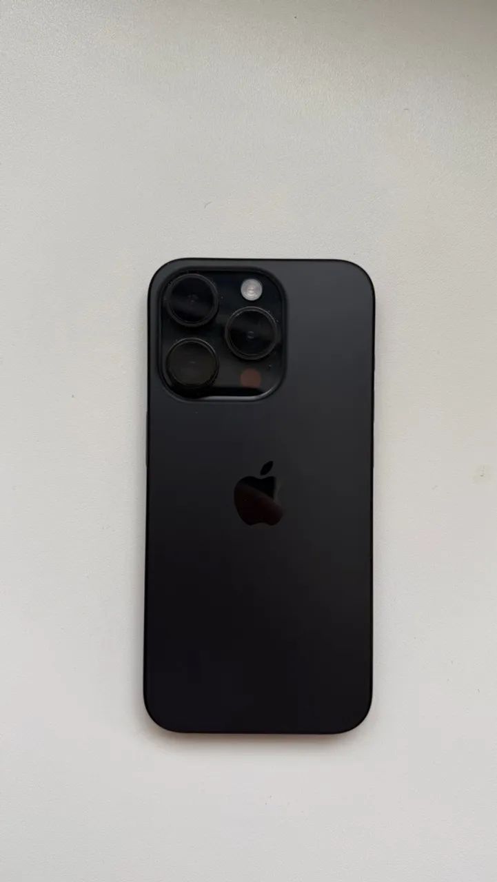 iPhone 15 pro preto  - Foto 2