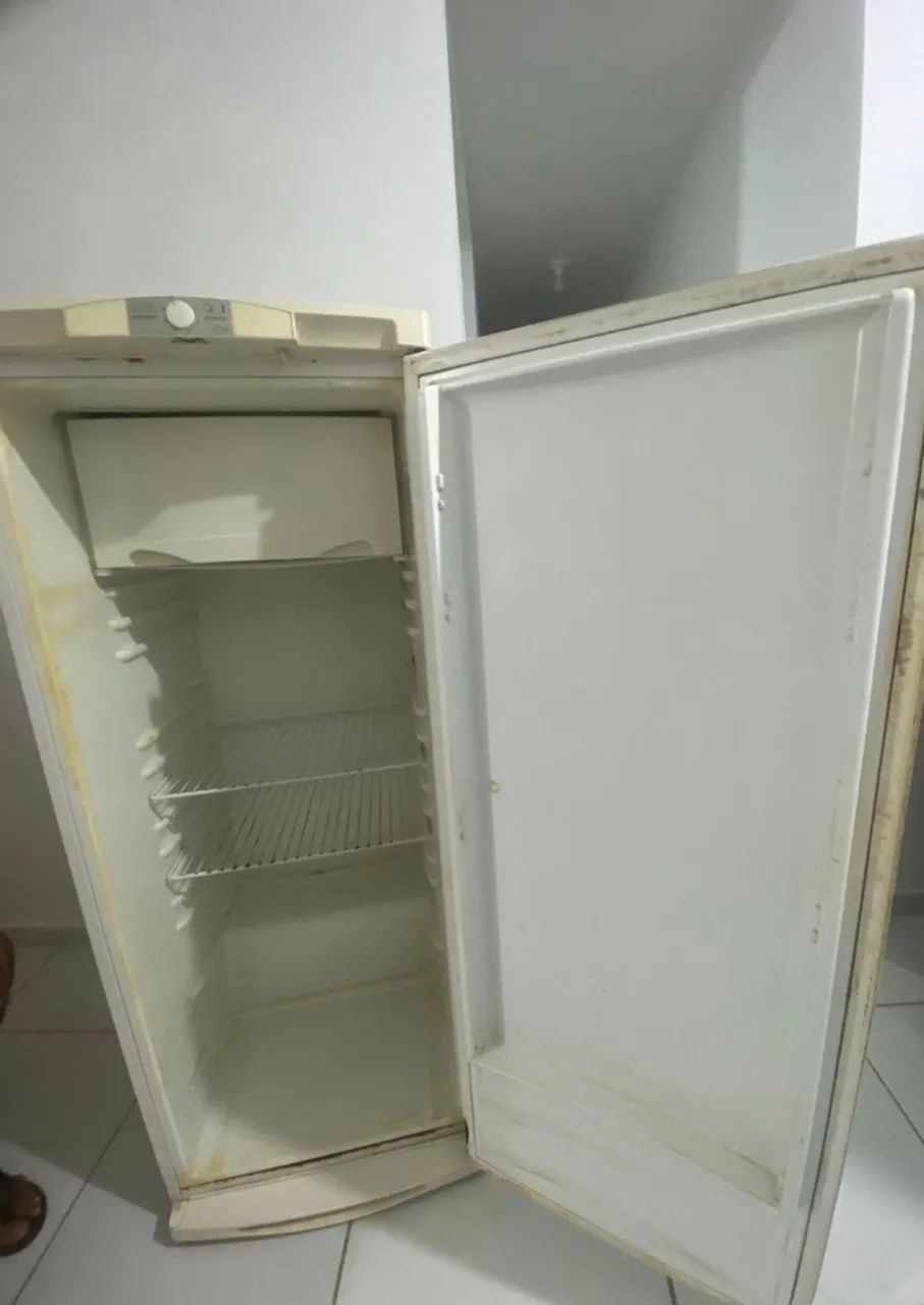 Geladeira usada para vender  - Foto 2