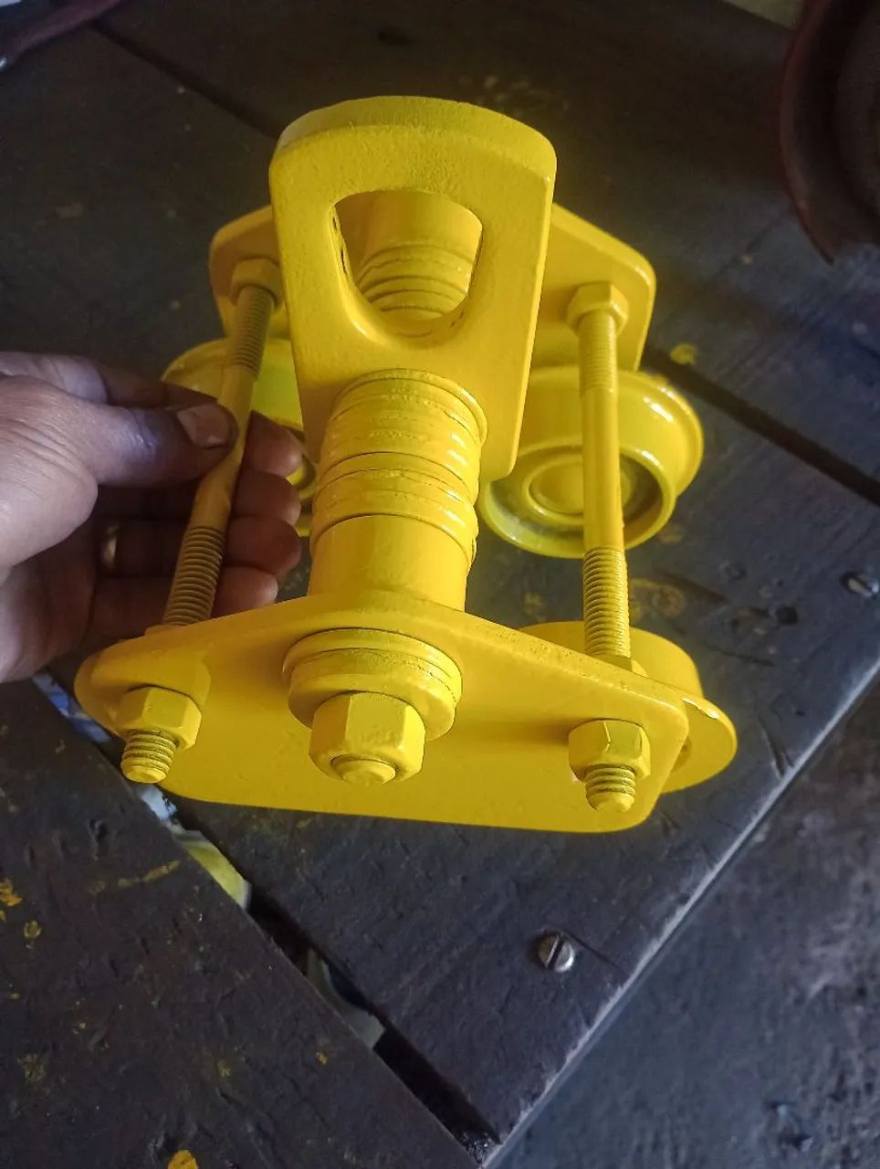 Troller manual capacidade 1 tonelada marca Berg estill. - Foto 4