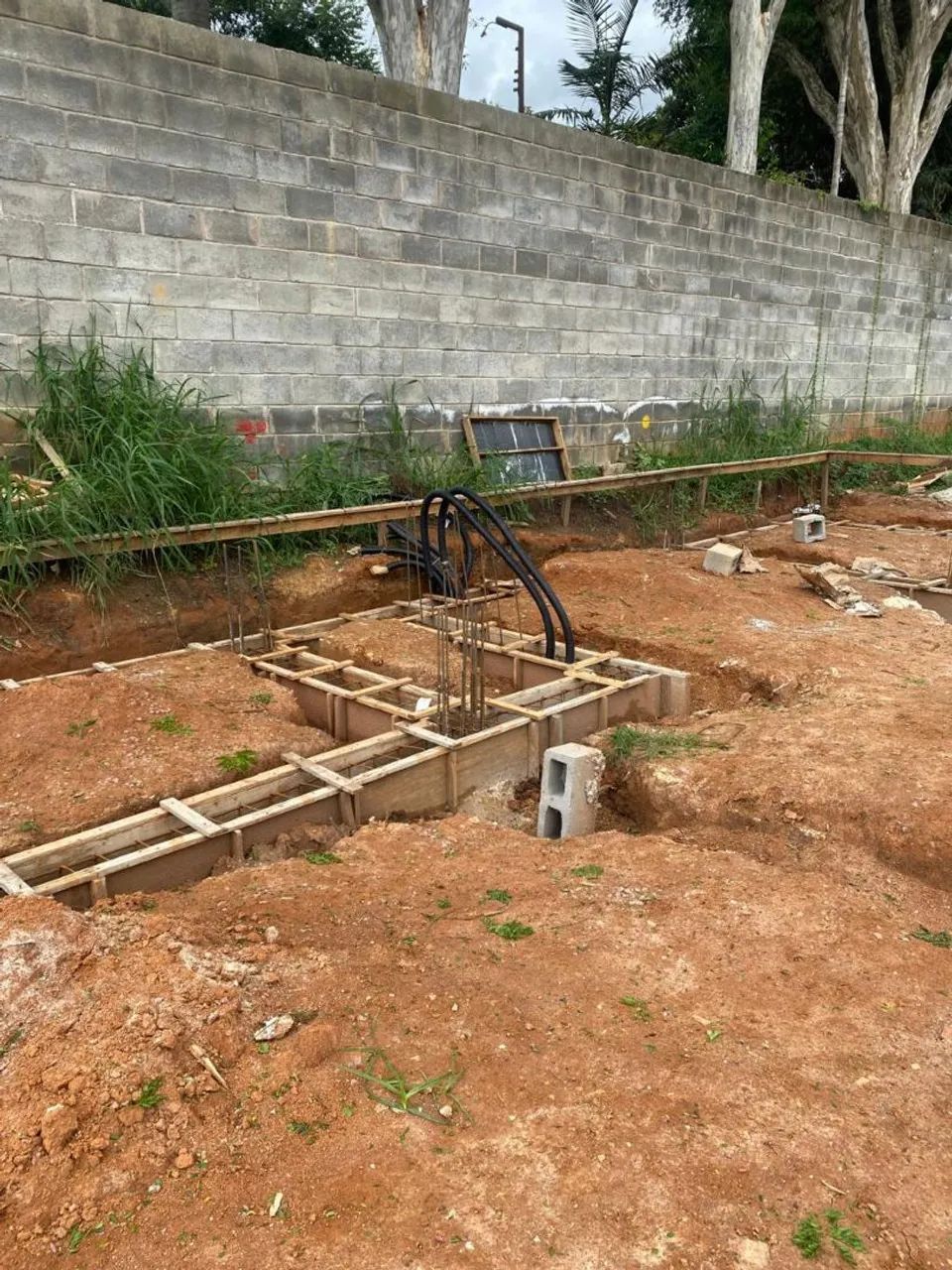 Preciso de ajudante de pedreiro  - Foto 2