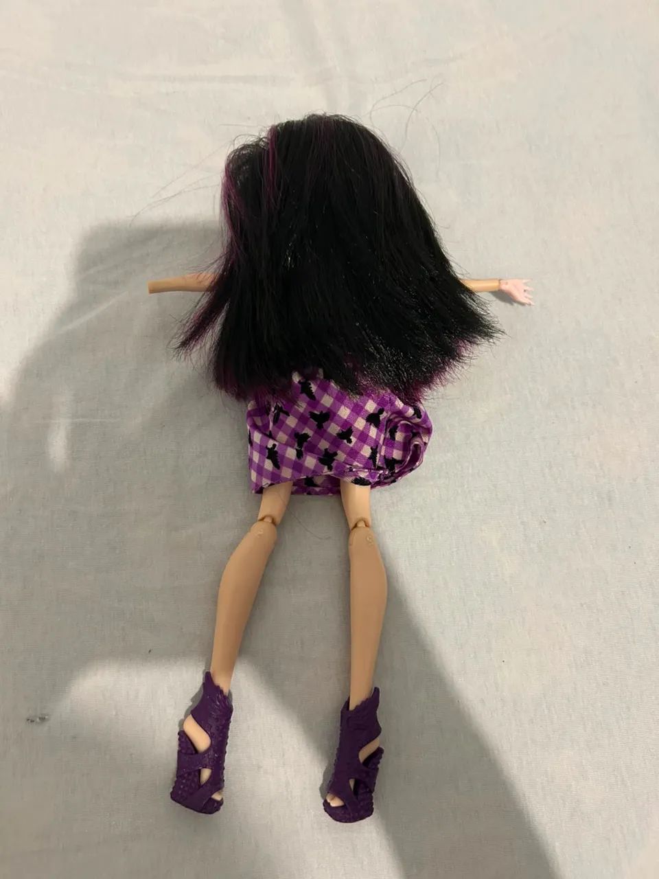 Boneca Ever After High Raven Queen picnic  - Foto 5
